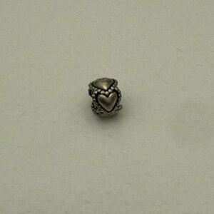 Heart pandora charm
